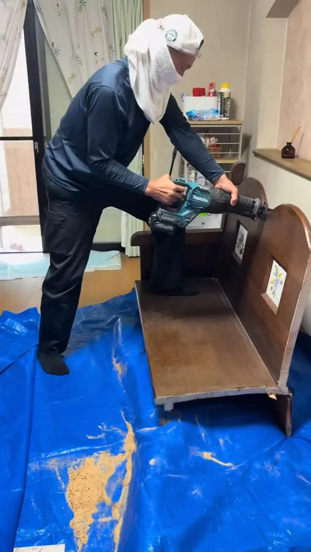 今回は常連のお客様から、木製で、１枚板で、昔のかなり分厚い丈...