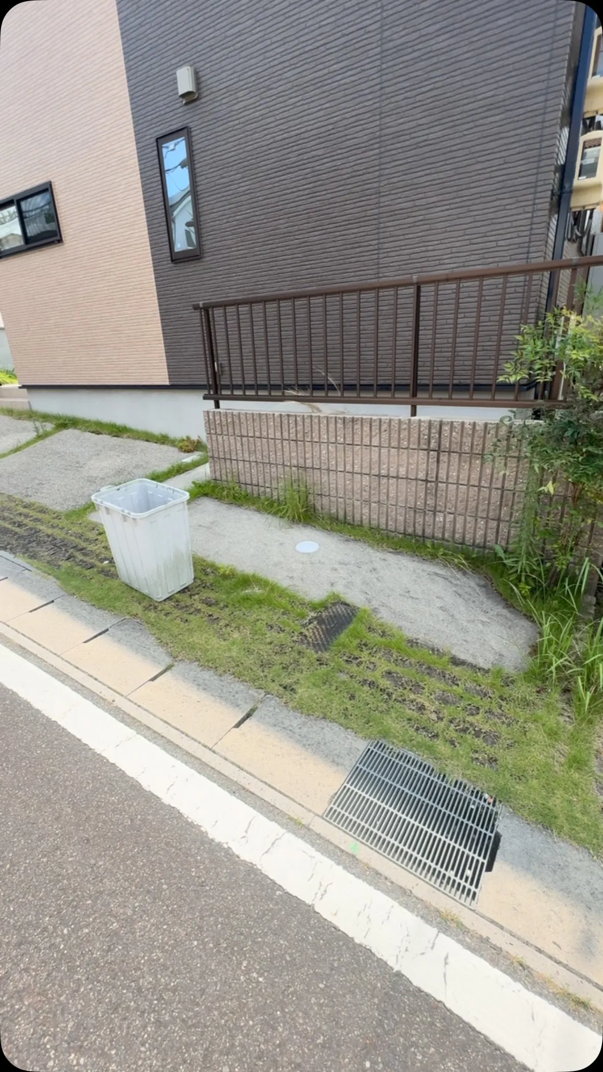 今、こちらの現場を頑張ってま〜す。